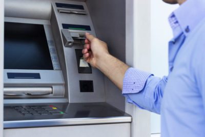 Используйте банкоматы сети УРАЛСИБ - это удобный и надежный способ перевода денег с карты